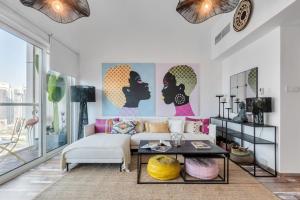 The Smart Concierge - Marina view