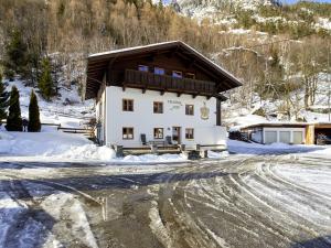 Apartment Typ A by Interhome