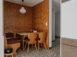 Apartment Casa Yolanda 2- OG Süd by Interhome