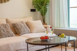 NEW stylish beachside 2BR with pool and garage