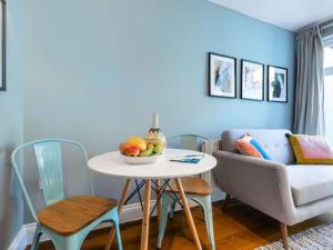 Apartment Lena Gardens 1 Bed by Interhome