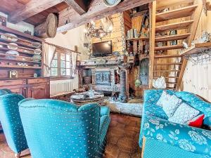 Apartment Chalet le Prarion by Interhome