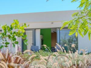 Apartment Suites Sunny Hill-1 by Interhome