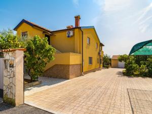 Apartment Leko by Interhome