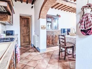 Apartment Gaiole Apartament by Interhome