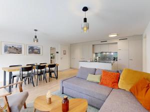 Bright flat with terrace in Sierre