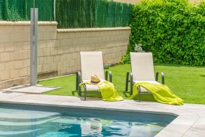 Gran casa de campo con piscina a 15 km de Pamplona