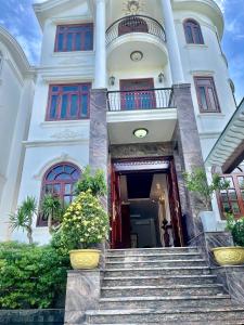 Biệt thự DELUXE VILLA 5 phòng ngủ 6 giườn lớn