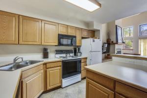 Village Point 206