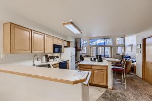 Village Point 206
