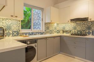 Casa Del Mar 4-BHK Villa with Pool, Bars, TV Lounge, Gazebo & Terraces