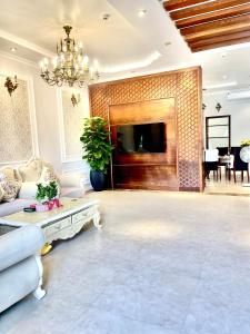Biệt thự DELUXE VILLA 5 phòng ngủ 6 giườn lớn