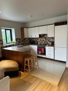 NEM Place, Modern Two-Bedroom Apartment Close to Galway City Centre