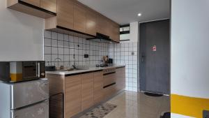 Ruaka studio apartment with a pool