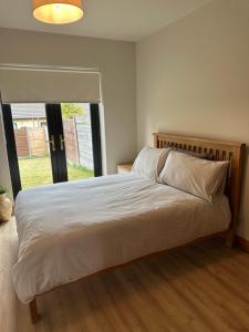 NEM Place, Modern Two-Bedroom Apartment Close to Galway City Centre
