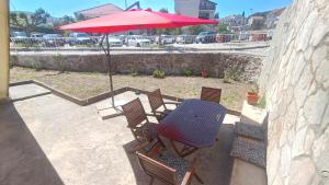 Oleas Stari Grad Hvar - Holiday House with Garden and Terrace - 2 Min from Sea and Center