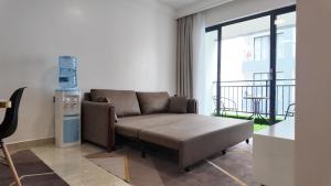 Ruaka apartment with a swimming pool