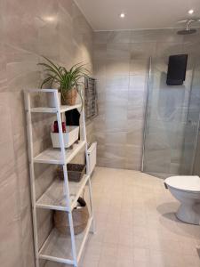 Lomma Beach Town, New and Unique Apartment for Up to 4 Guests