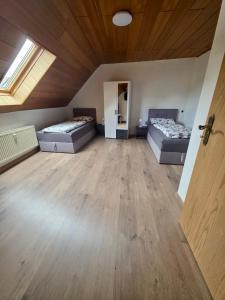 Wohnung Maric bis zu 10 Personen