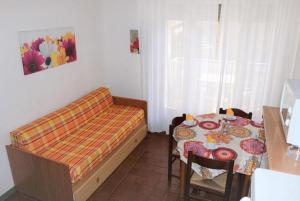 Stay in a quiet location-Beahost