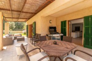 Villa Comellar by Sealand Villas