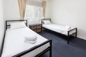 Welcome to Coconut Palms Unit 7