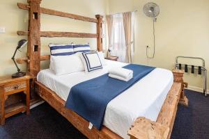 Welcome to Coconut Palms Unit 7