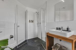 Novita FeWo 1 - Balkon - kostenloser Parkplatz - zentral