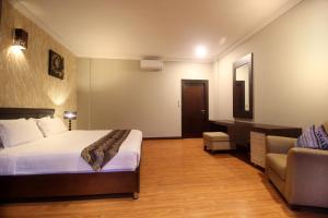 Djayana Villa Seminyak byFaba