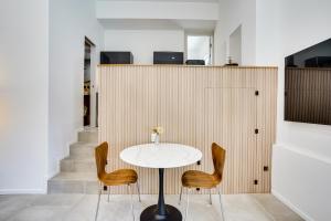 Shop, Dine and Walk to Ocean Redondo Beach Apt!