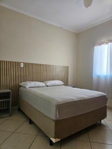 Relaxe num sobrado com piscina - Oásis