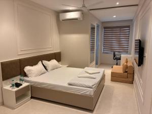 Swarn Hotel