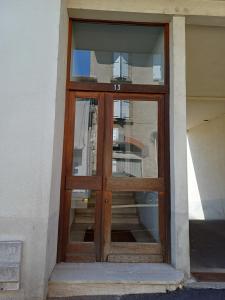 Ensoleillé avec terrasse près de la gare, 60m2