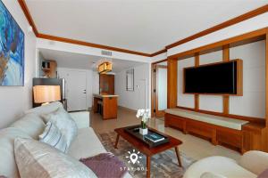 Spectacular 1-Bedroom Apartment Beach view