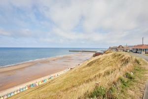 Host & Stay - 27 Metropole Towers