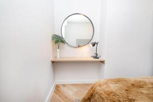 Paarl 225 - Lux Modern 2 Bedroom Apartment with Parking