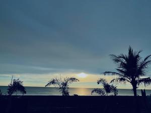 Judah-Ian Beachfront Relaxing Beachfront house with kiddie pool