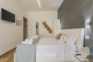 Wanderlust Experience Sunset