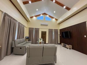 International Haven Barili