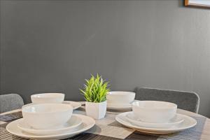 Luxe King 2BR Suite in South End Charlotte