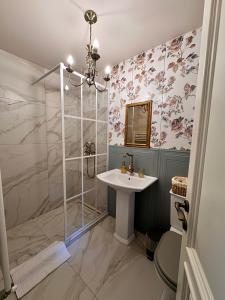 Forest House Retreat