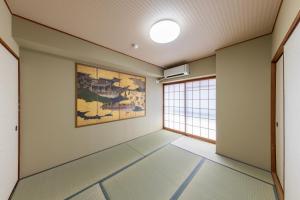 Namba Kuromon House 502