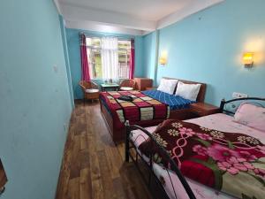 Hotel Little Hut - 550 mts from Mall Road