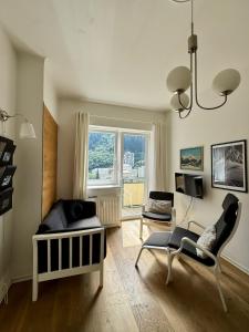 Cozy apartment with VIEWS