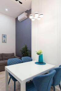 Апартаменти в Центрі Львова 2 кімнати ізольовані кухня студія