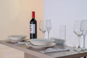 203 Enigmatic Loft with Jacuzzi