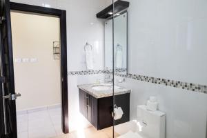 Newly built 2 bedroom 2 bath private pool villa!