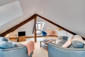 Penthouse Channel View