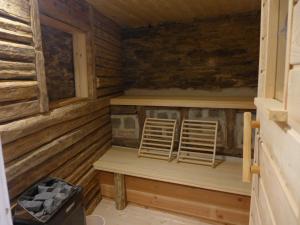 Hiking Roes Nature & Charm