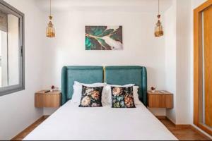 AS 269 appartement grand terrasse cœur casablanca,Tramway , parking free